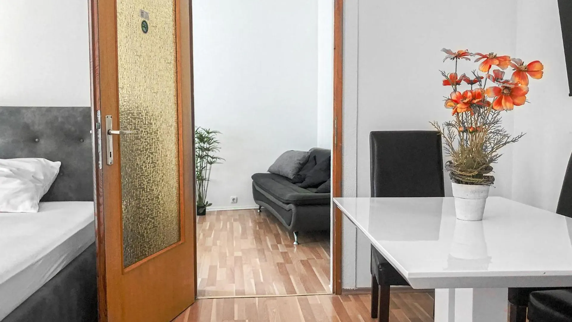 Stylish 2-Br Apartment In Vienna'S Simmering Area Ausztria